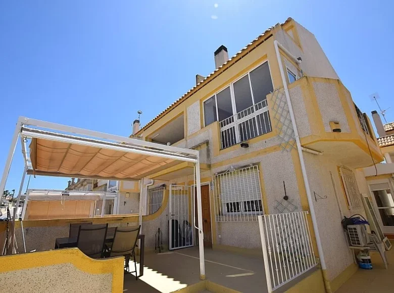 Villa 4 chambres 181 m² Torrevieja, Espagne