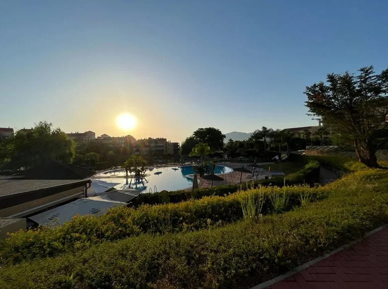 5 bedroom apartment 260 m² Alhaurin de la Torre, Spain
