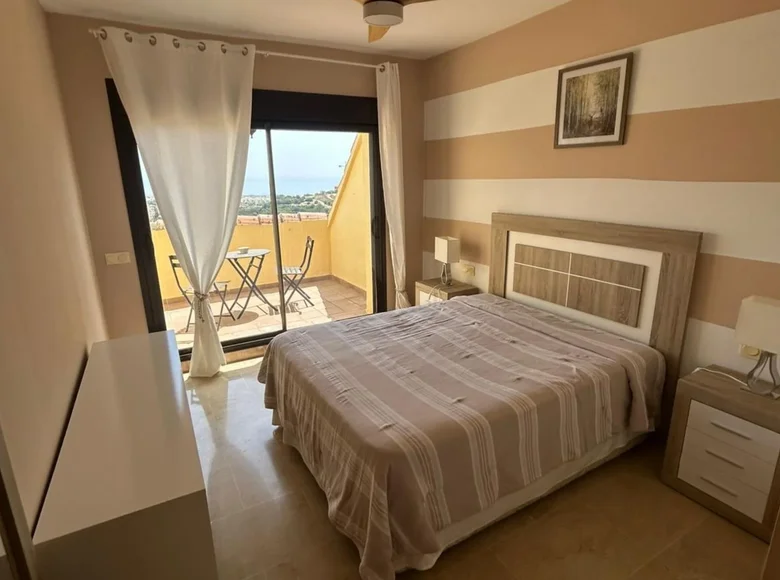 2 bedroom apartment 112 m² Manilva, Spain