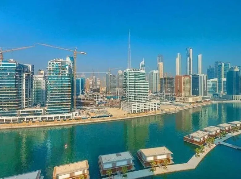 Mieszkanie 2 pokoi 70 m² Dubaj, Emiraty Arabskie