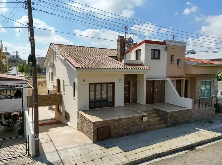 Dom 4 pokoi 196 m² Lakatamia, Cyprus