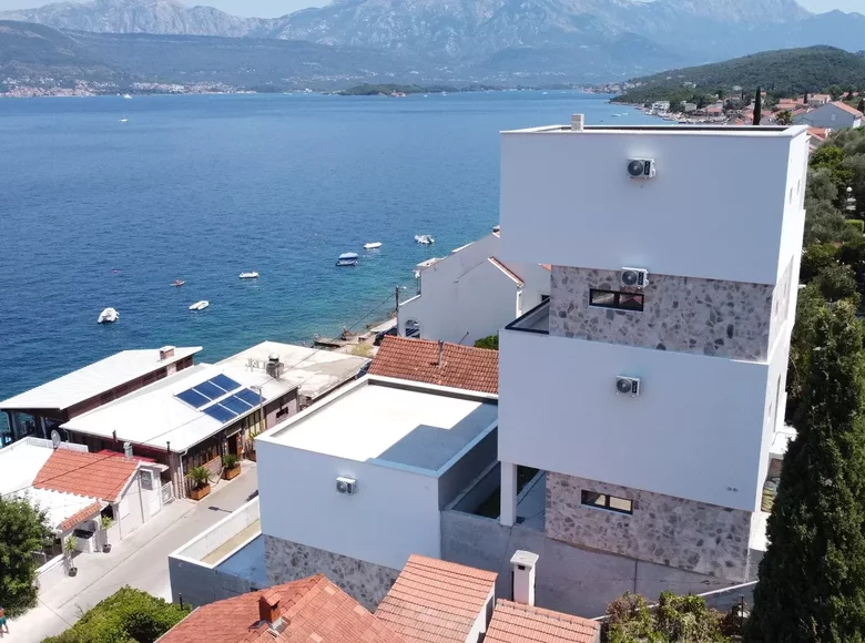 Villa 2 habitaciones 200 m² Krasici, Montenegro