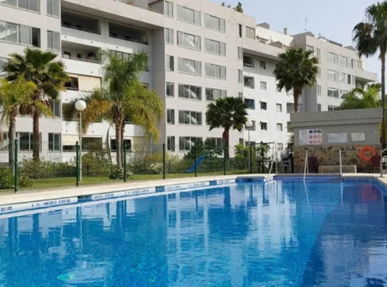 Квартира 3 спальни 103 м² Фуэнхирола, Испания