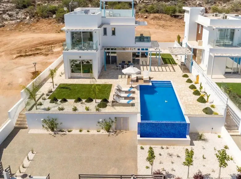 Villa de tres dormitorios 230 m² Protaras, Chipre