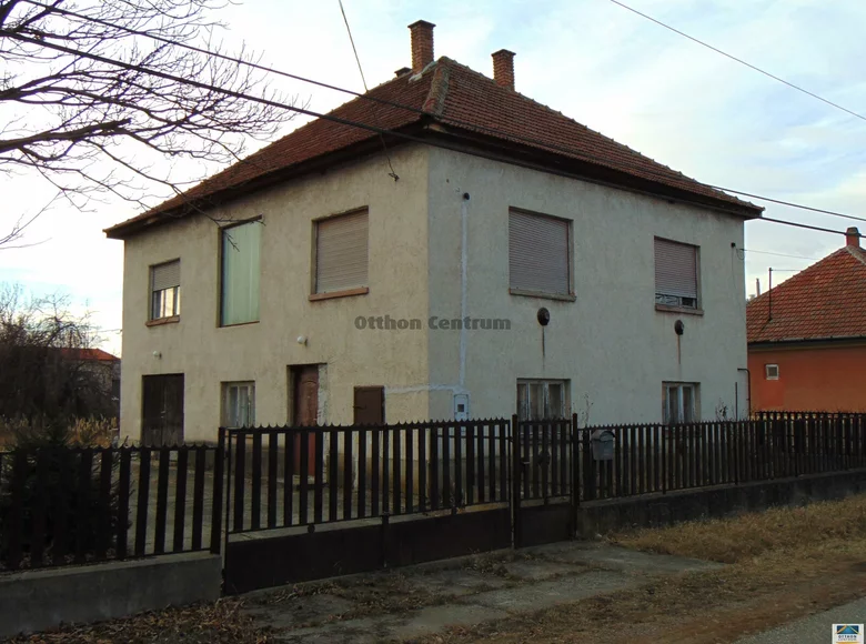 Haus 5 Zimmer 198 m² Sirok, Ungarn