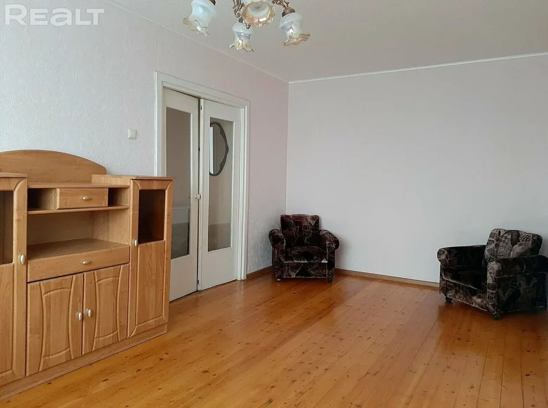 Mieszkanie 4 pokoi 61 m² Mińsk, Białoruś