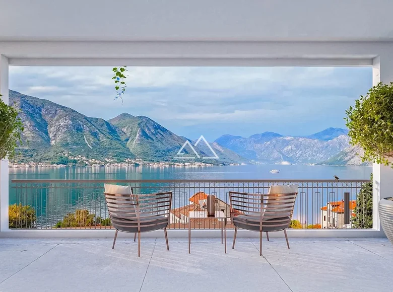 1 bedroom apartment 54 m² Dobrota, Montenegro