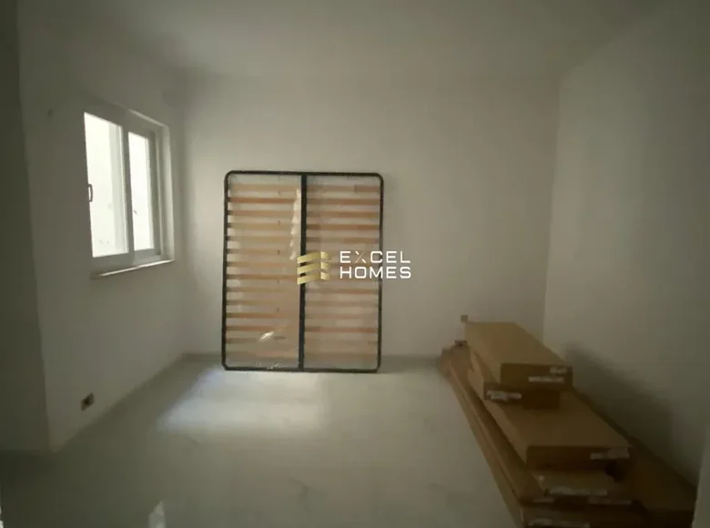 Apartamento 3 habitaciones  Birkirkara, Malta