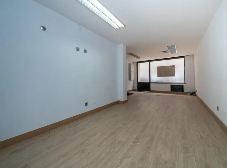 Sklep 330 m² Lizbona, Portugalia