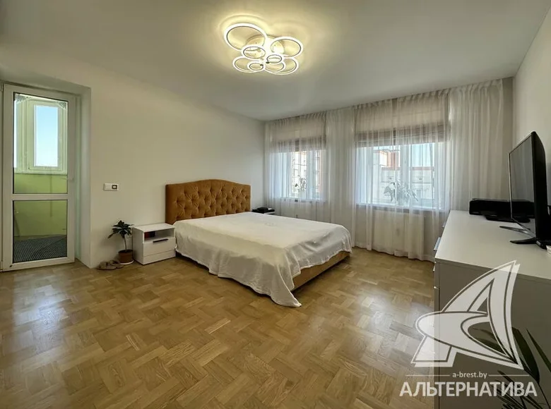 Квартира 2 комнаты 57 м² Брест, Беларусь