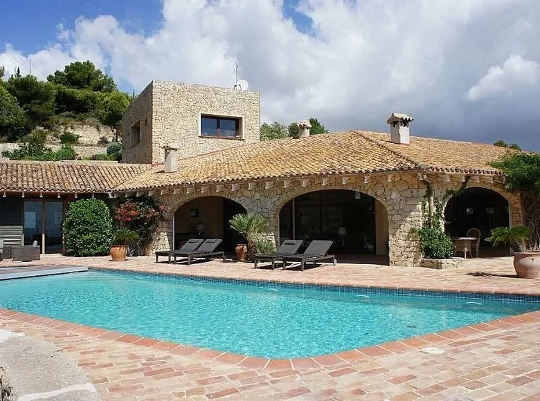 6 bedroom villa 400 m² Benissa, Spain