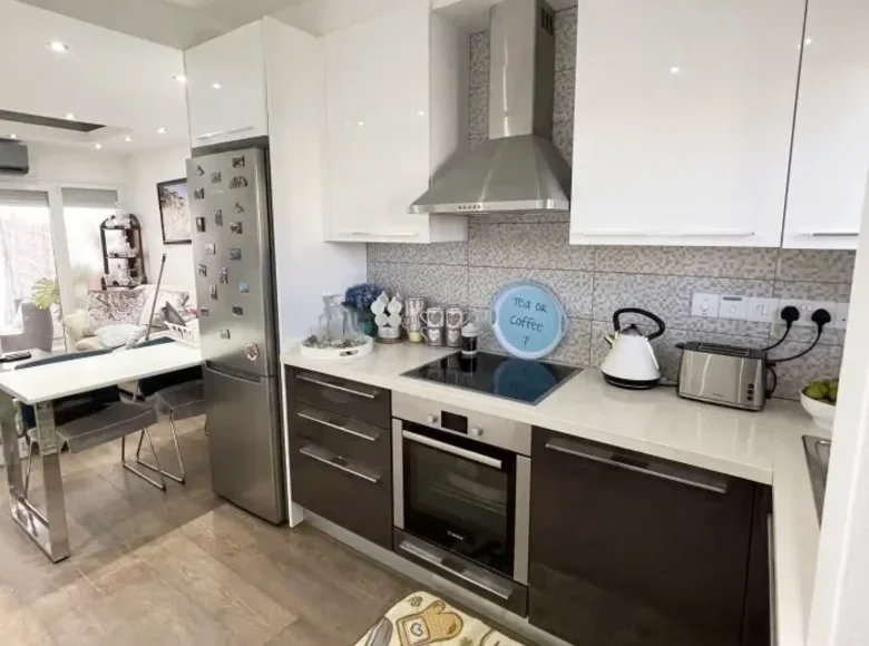 2 bedroom apartment 65 m² Larnaca, Cyprus
