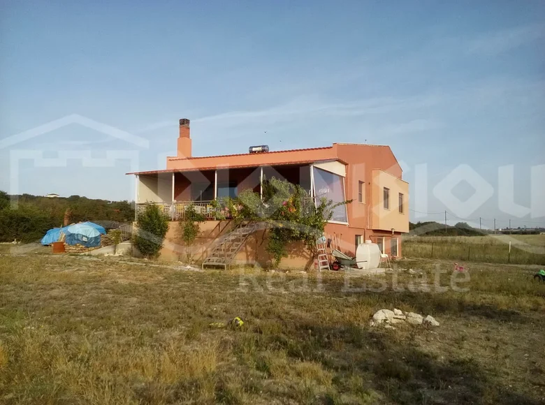 3 bedroom house 200 m² Nea Kallikratia, Greece