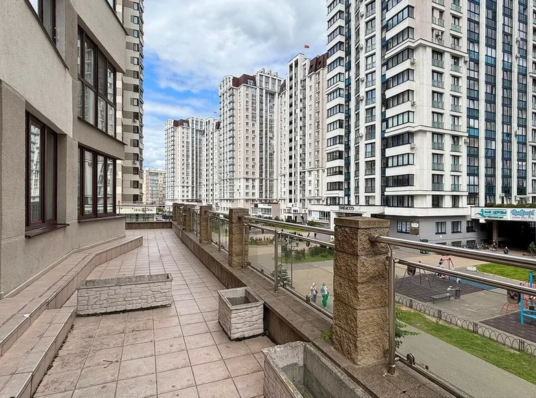 Appartement 4 chambres 166 m² Minsk, Bélarus