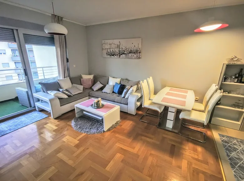 Mieszkanie 2 pokoi 58 m² Budva, Czarnogóra