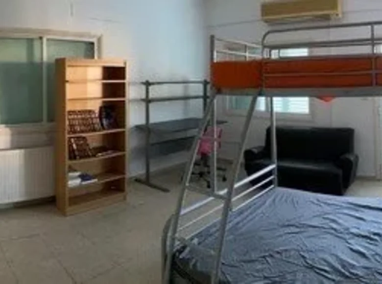 Haus 4 Schlafzimmer 400 m² Nikosia, Cyprus