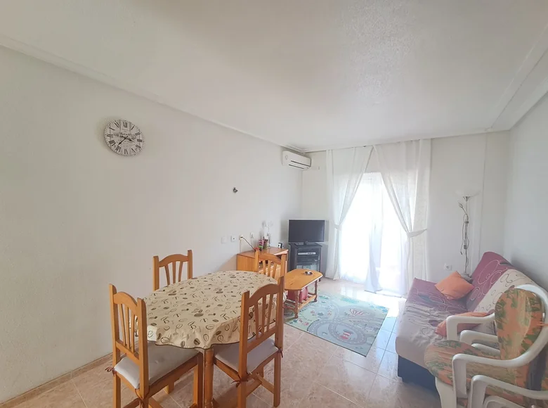 2 bedroom apartment 64 m² Torrevieja, Spain