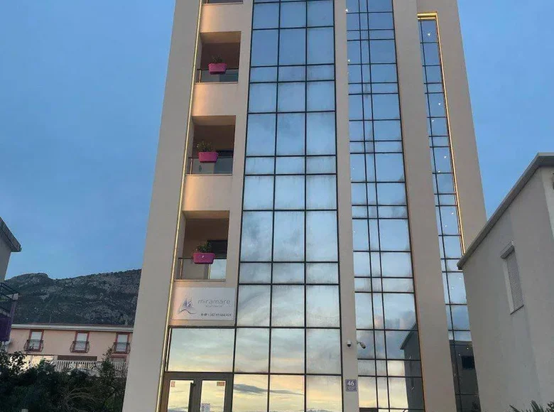 Hotel 1 000 m² in Susanj, Montenegro