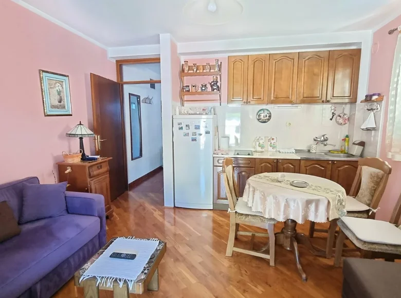 Wohnung 2 Schlafzimmer 58 m² Becici, Montenegro