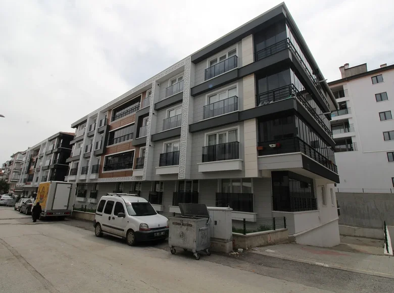 3 bedroom apartment 95 m² Kecioren, Turkey