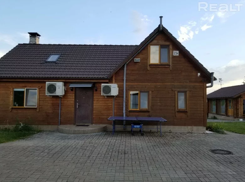 Casa de campo 228 m² Visnieuski sielski Saviet, Bielorrusia