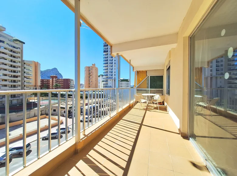 2 bedroom apartment 69 m² Calp, Spain