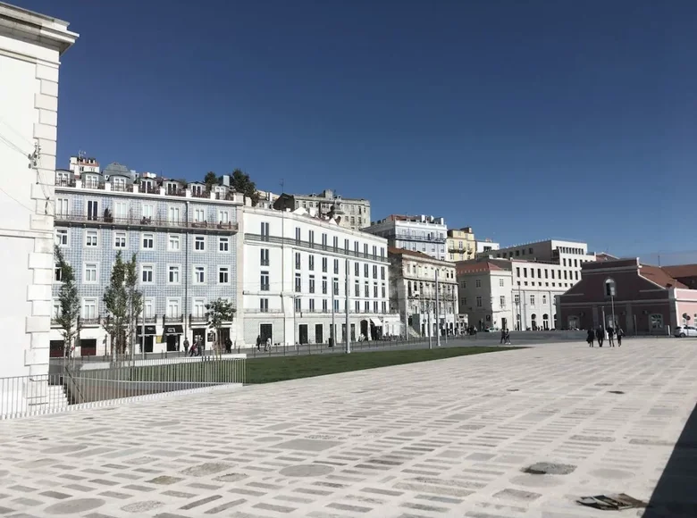 Edificio rentable  en Santa Maria Maior, Portugal