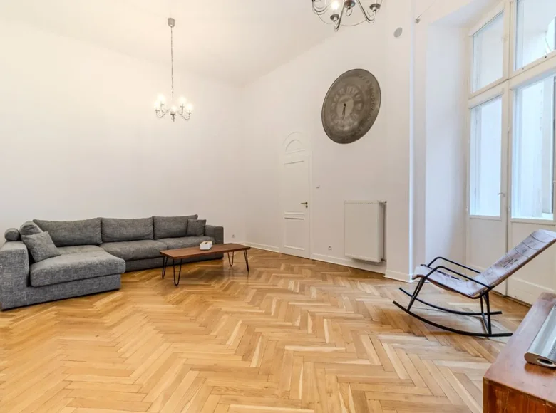 2 room apartment 64 m² Warsaw, Poland