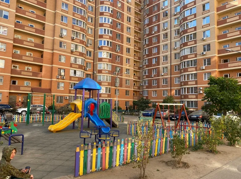 Квартира 2 комнаты 71 м² Ильичанка, Украина