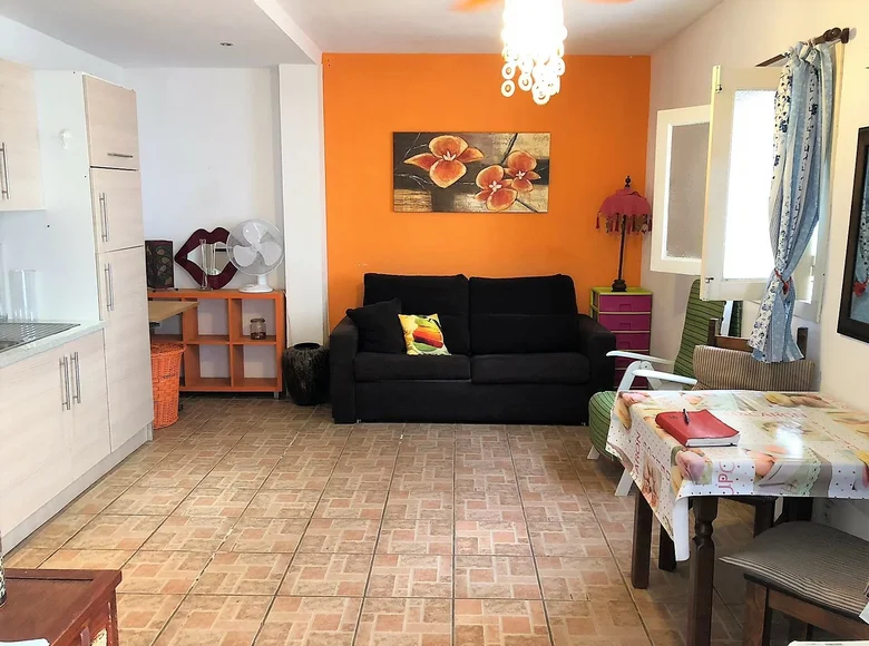 Doppelhaus 1 Schlafzimmer 45 m² Adeje, Spanien