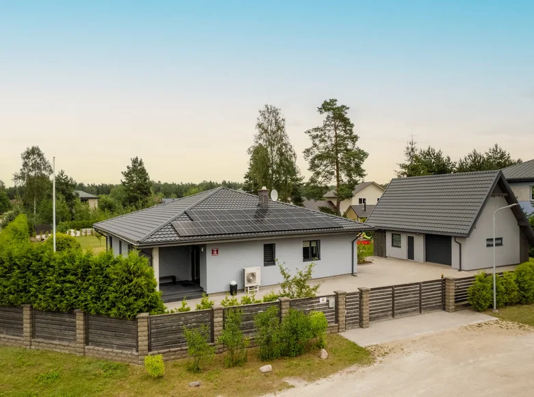 Haus 4 zimmer 206 m² Salaspils pagasts, Lettland