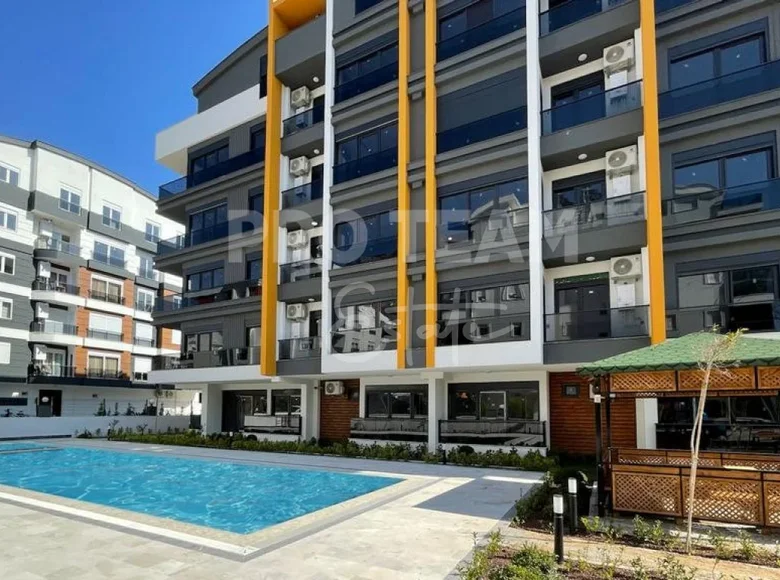 1 bedroom apartment 50 m² Konyaalti, Turkey