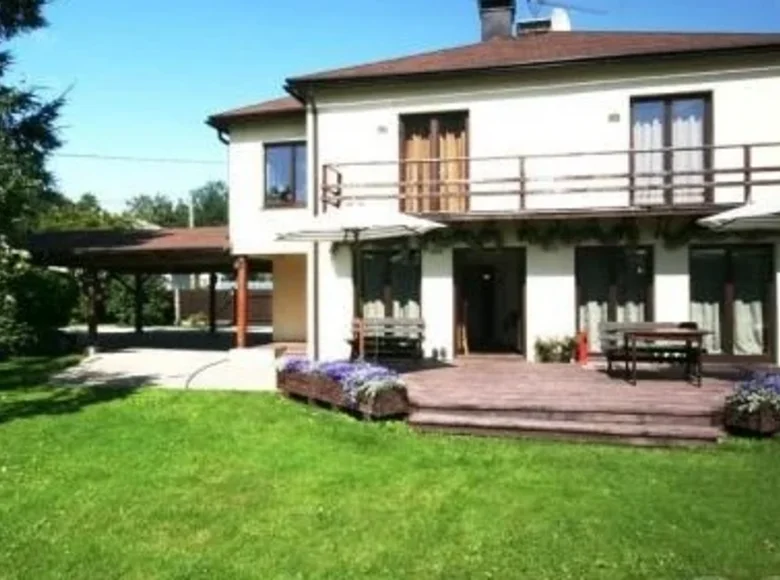 Willa 6 pokojów 270 m² Babite, Łotwa
