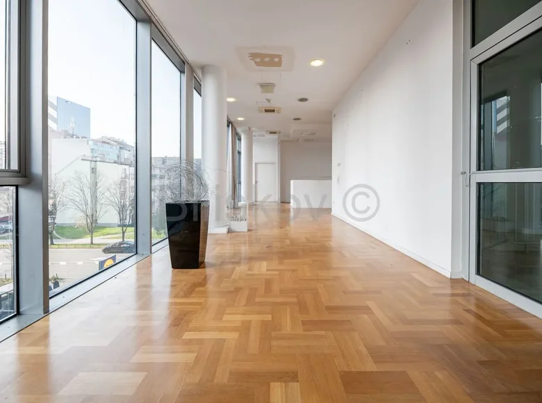 Pomieszczenie biurowe 484 m² Zagrzeb, Chorwacja