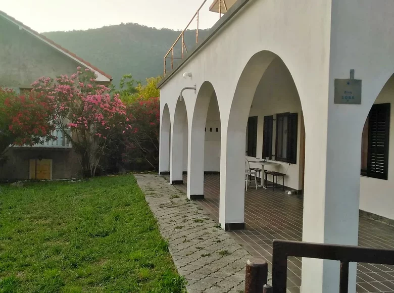 Hotel 480 m² in Budva, Montenegro