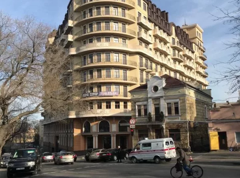 Mieszkanie 3 pokoi 303 m² Odessa, Ukraina