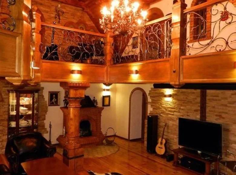 7 bedroom villa 497 m² Pinki, Latvia