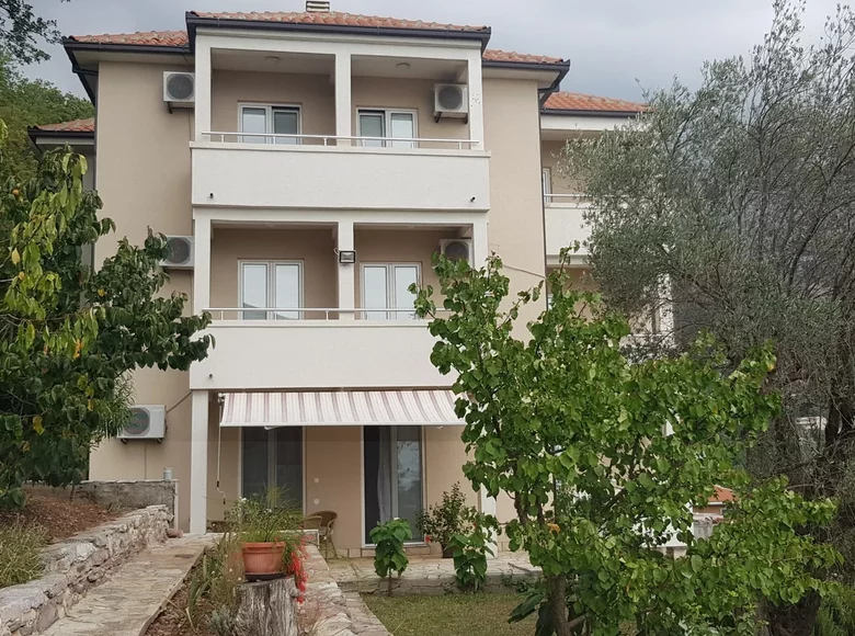 Apartamento 11 habitaciones 560 m² Zupci, Montenegro