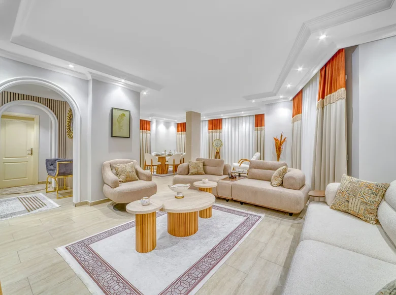 4 bedroom apartment  Oba, Turkey