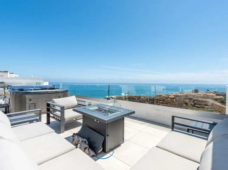 3 bedroom apartment 238 m² Fuengirola, Spain