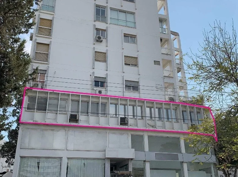 Офис 269 м² Лакатамия, Кипр