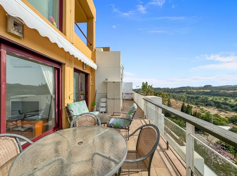 Wohnung 3 Schlafzimmer  Benahavis, Spanien