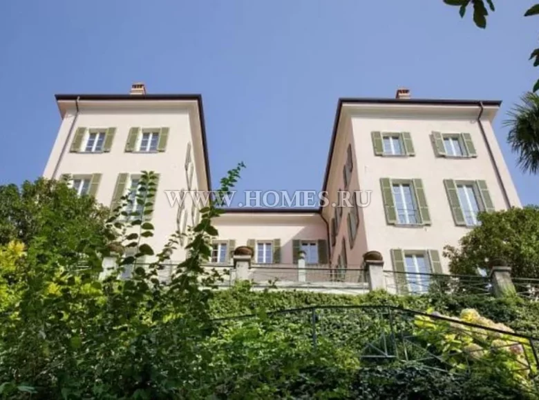 Mieszkanie 2 pokoi 180 m² Lombardia, Włochy