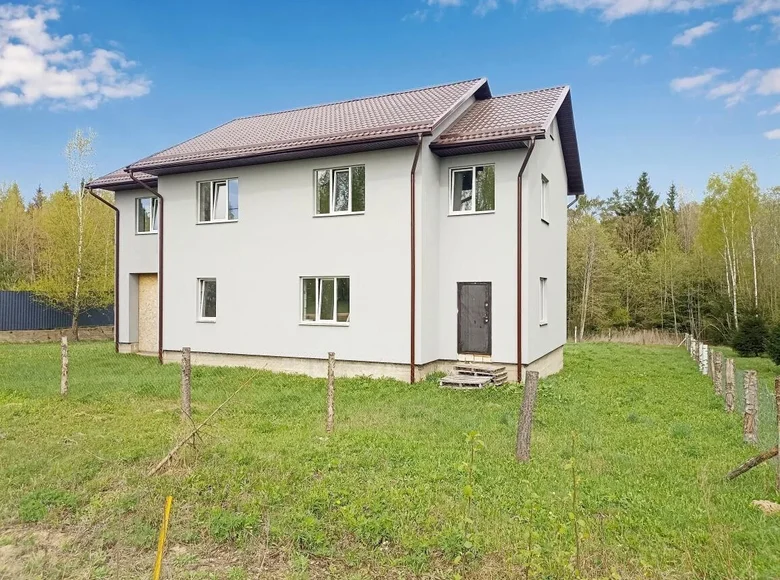 Cottage 223 m² Paparnanski selski Savet, Belarus