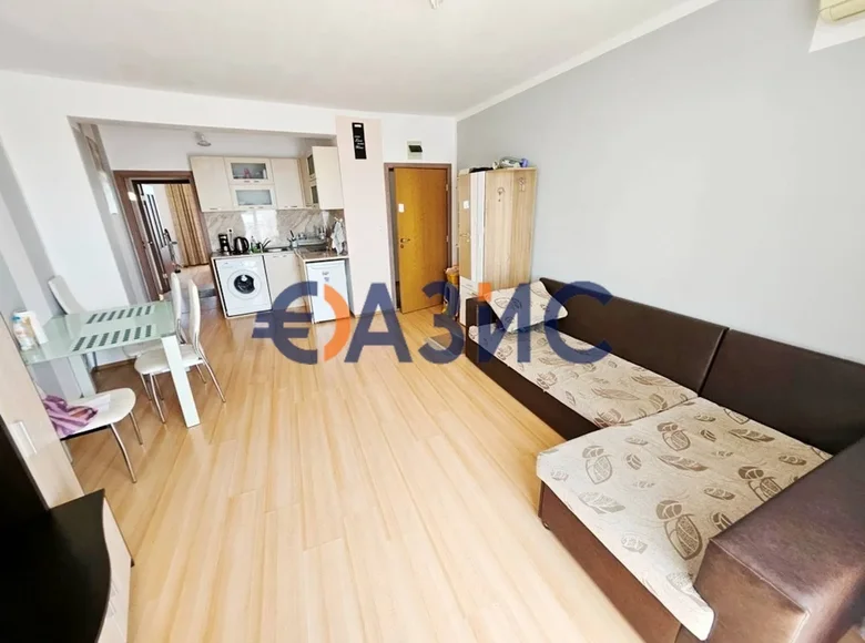 Квартира 2 комнаты 60 м² Несебр, Болгария