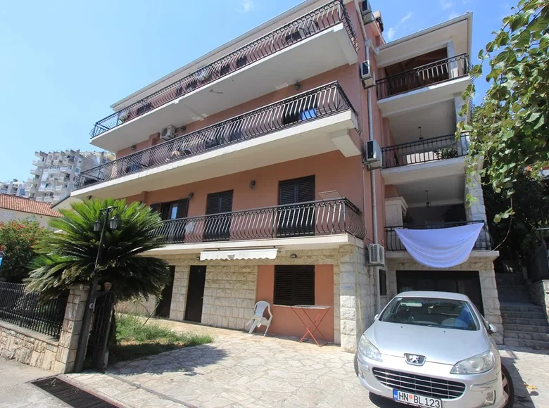 Wohnung 19 Schlafzimmer  Herceg Novi, Montenegro