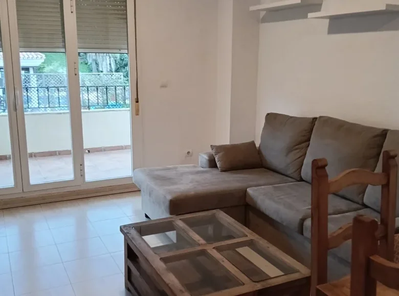 Квартира 1 спальня 67 м² Istan, Испания