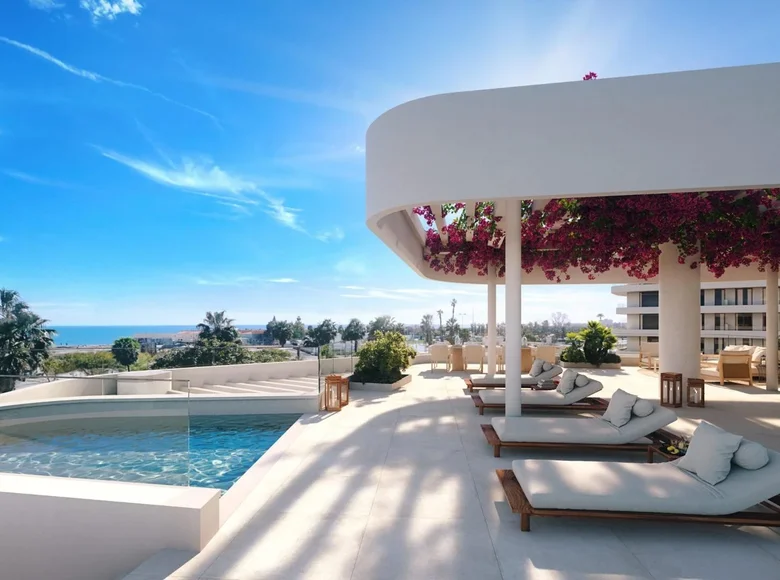 4 bedroom apartment  Malaga, Spain