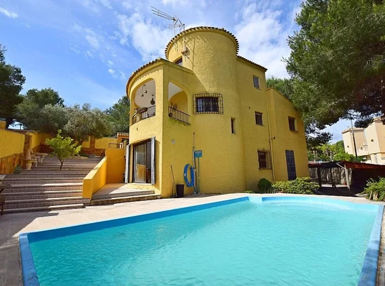 6 bedroom villa 250 m² Orihuela, Spain