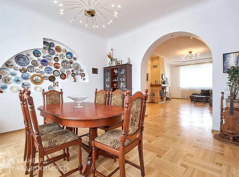 Apartamento 5 habitaciones 346 m² Minsk, Belarús